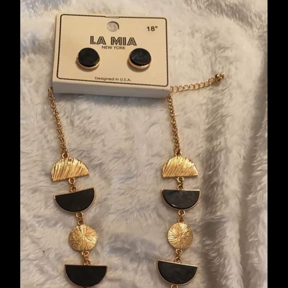 NEW BLACK TASSELL NECKLACE & EARRING SET - Picture 3 of 4
